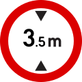 No entry for vehicles having an overall height exceeding 3.5 metres