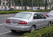 日產Sentra B14型系HV 1.6 L GTA四門轎車車尾（臺灣樣式）