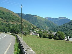 Vue en arrière après Cazeaux-de-Larboust sur la vallée parcourue jusqu'ici.