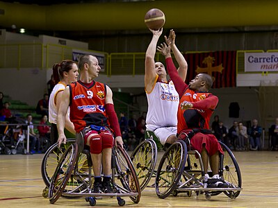 Wheelchair basketball, by Pierre-Selim