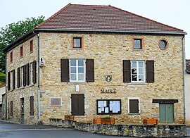 The town hall in Glaine-Montaigut