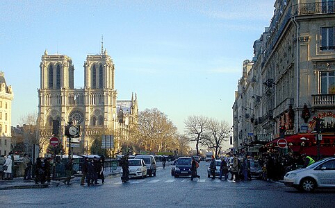 Le quai Saint-Michel en 2010.