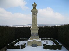 Le monument aux morts.