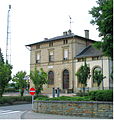 Passagiergebäude und Lampenraum des Bahnhofs