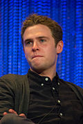 Iain De Caestecker interprète l'agent et Dr Leopold « Fitz » Fitz