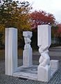 Marble sculpture „Magisches Quadrat“ (Wolfgang Roßdeutscher, 1993)