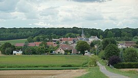 The road into Tellecey