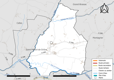 Carte en couleur présentant le réseau hydrographique de la commune