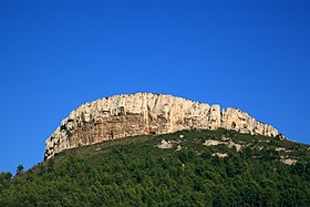 La Couronne de Charlemagne vue depuis l'ouest.