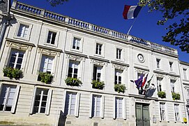 Hôtel d'Amblimont de la rue Pierre Loti (actuel hôtel de ville).