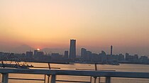 横浜ベイブリッジから見る夕日