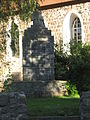 Kriegerdenkmal 1914/1918 (Dorfstraße, neben der Kirche)