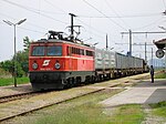 ÖBB 1042 029-7 passes Michelhausen station in Lower Austria with a goods train in May 2004