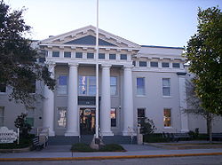 歴史あるブレバード郡庁舎（2006年）