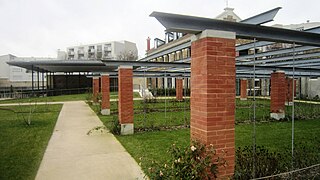 Le "square de l'abbaye".