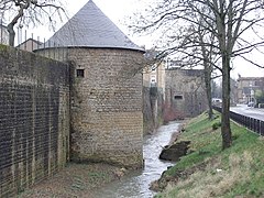 La tour du mess des lieutenants.