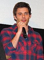 James Marsden dans le rôle de Dawson Cole