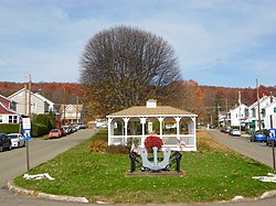 Gazebo on Church Street, November 2016