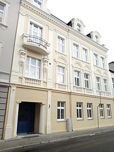 Frontage from the street
