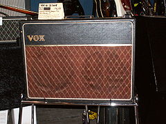 מגבר מסוג Vox AC 30 ‏(1961–1962).