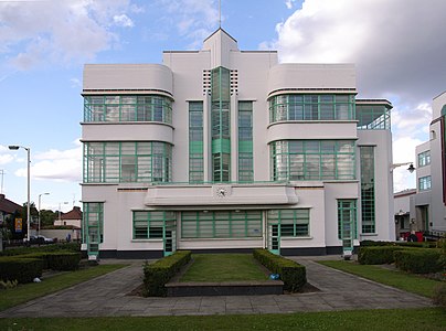 The Hoover Building canteen in Perivale in London's suburbs, by Wallis, Gilbert and Partners (1938)