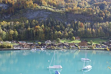 Les rives du Lac de Brienz à Iseltwald.