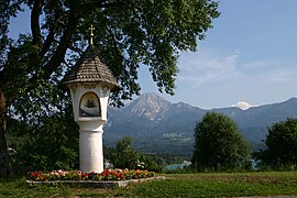 Le Mittagskogel et le lac de Faak.