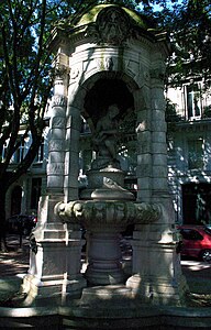 Nymphe (1865), Bordeaux, fontaine de la place Charles-Gruet.