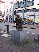 Jonas en de walvis (1968), Damrak, Amsterdam