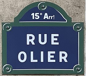 Voir la plaque.