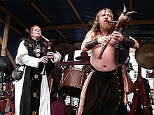 Schelmish performing in Denmark in 2002