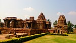 Arettina Bavi With Inscription, Rajana Bavi in town with inscriptions, pond and Siddeshwara Temple