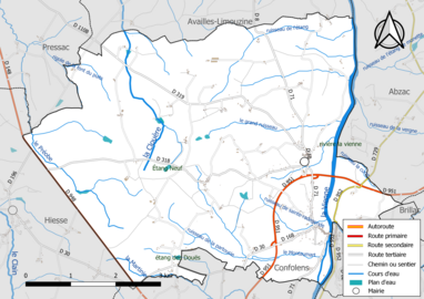 Carte en couleur présentant le réseau hydrographique de la commune