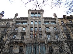 Casa Heribert Pons (1907-1909), de Alexandre Soler.