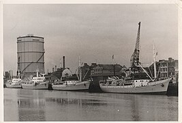 Commissioners of Irish Lights fleet moored against Sir John Rogerson's Quay, 1971 (Gasometer in background)