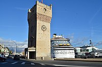 La nave nel porto di Savona