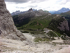 Nuvolaurücken vom Lagazuoi mit Passo di Falzarego, Col Gallina, Croda Negra und Averau