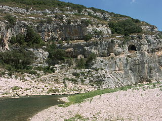 Le Gardon à l'ermitage Saint-Vérédème, Collias.