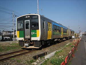 久留里線の主力車両 キハE130系100番台 （2014年3月25日 上総清川駅）