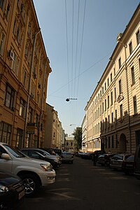 Лучников переулок. Вид в сторону Лубянского проезда.