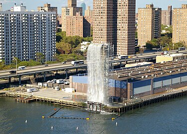 New York City Waterfalls, vattenfall från Pier 35, 2008