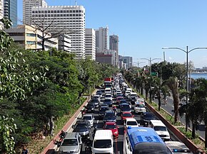 Roxas Boulevard traffic (Manila)(2019-02-21).JPG