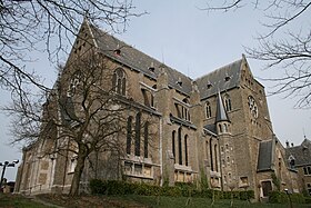 La basilique Notre-Dame sur la colline de Chèvremont.