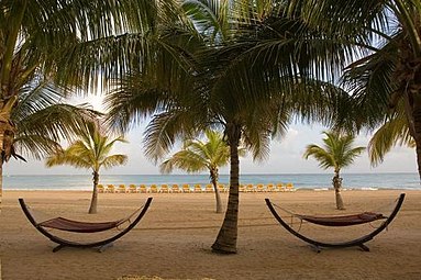 Courtyard by Marriott in Isla Verde Beach Resort