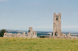 Ruinen der Klosterkirche auf dem Hill of Slane