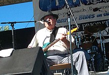 Gravenites performing in 2006