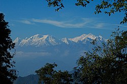 Kangchenjunga and its satellite peaks