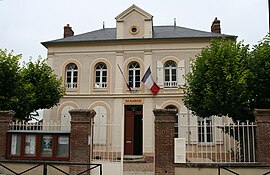 The town hall of Amenucourt