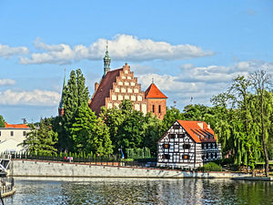 Bydgoszcz riverfront with the Bydgoszcz Cathedral and White Granary