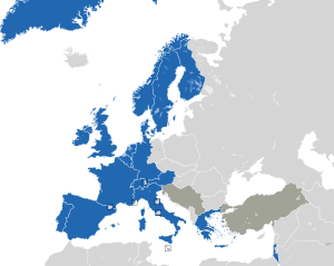 Um mapa colorido dos países da Europa